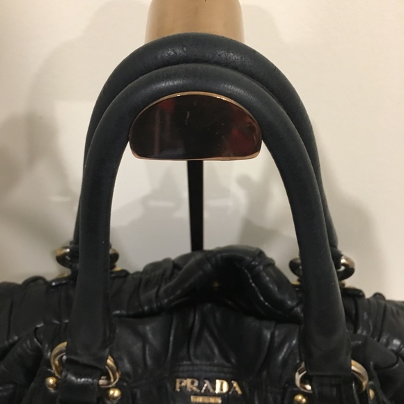 Prada Napa Gaufre two way tote bag - Picture 4 of 13